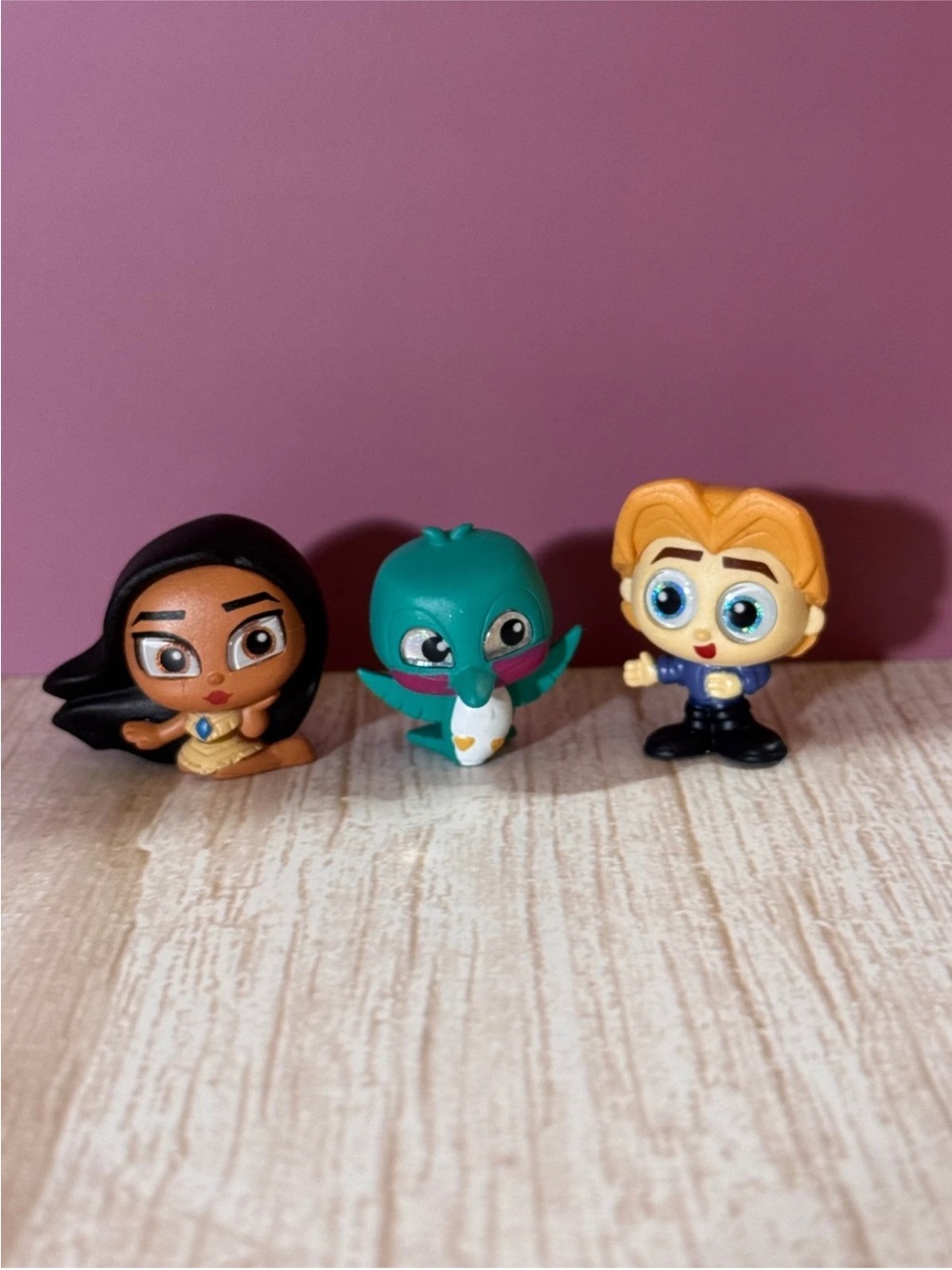 Pocahontas, Flit, Cpt. John Smith Disney Doorables Series 10